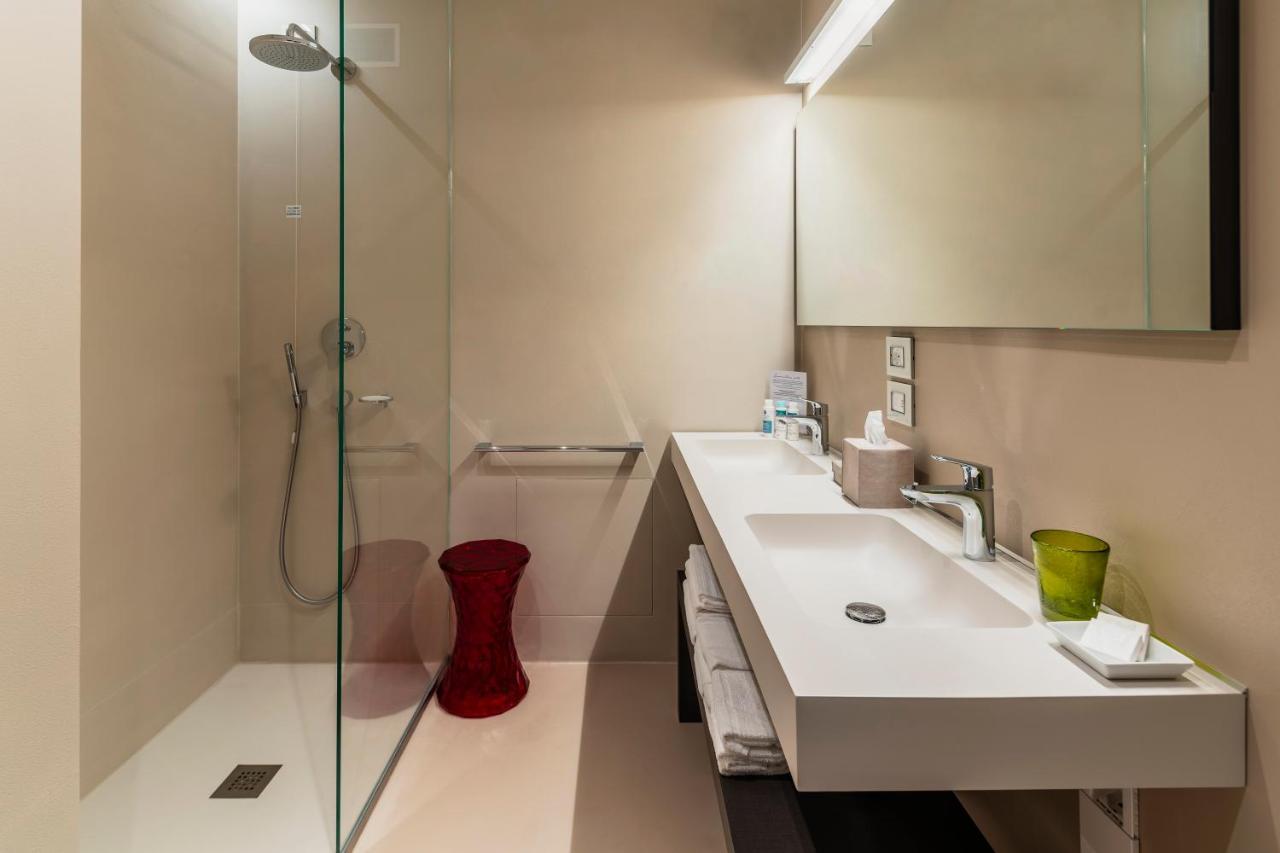 Suites Hotel Astor Belluno Bagian luar foto