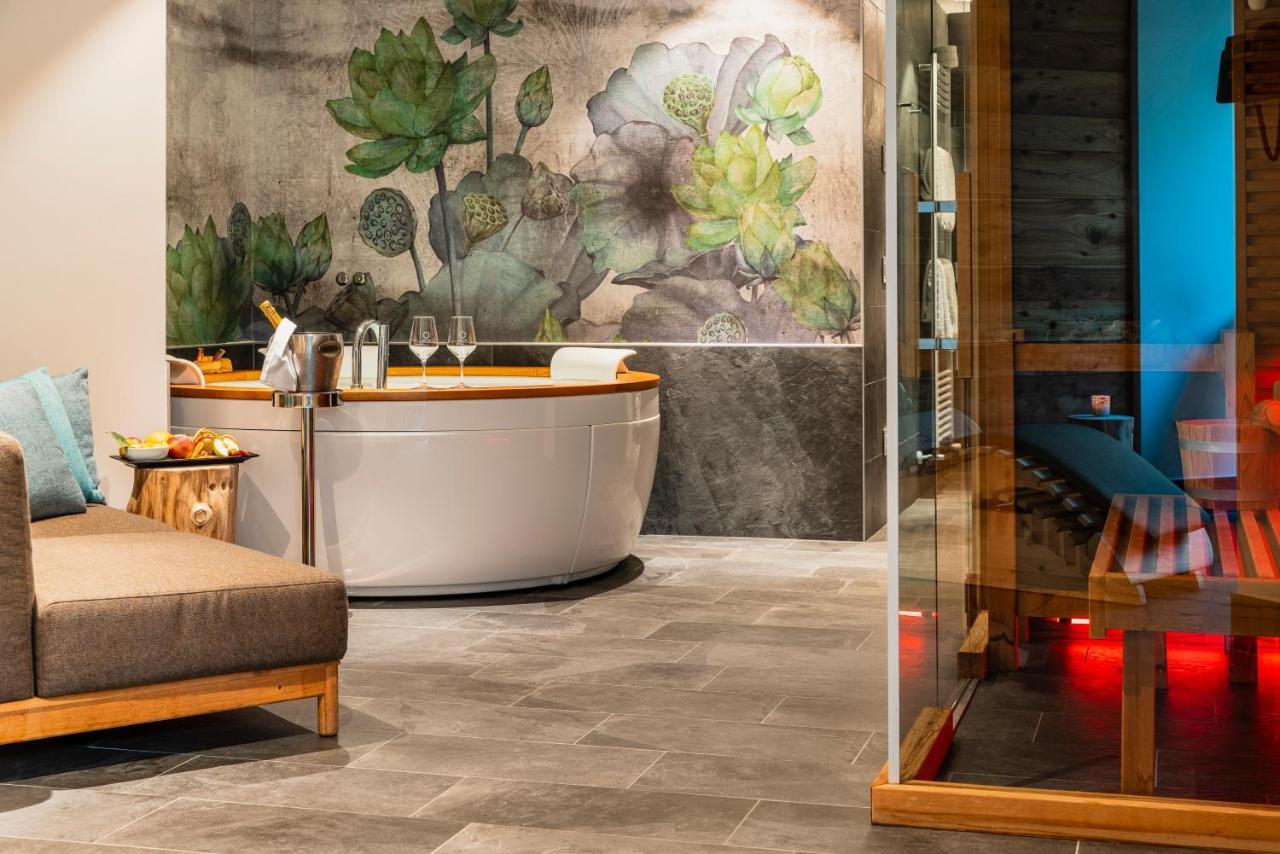 Suites Hotel Astor Belluno Bagian luar foto