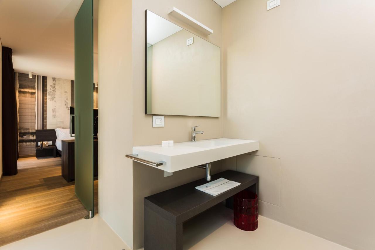 Suites Hotel Astor Belluno Bagian luar foto